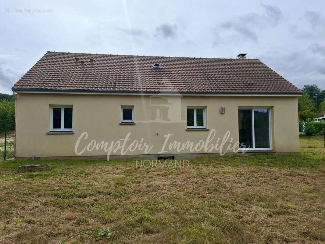 Maison à AUZOUVILLE-SUR-SAANE