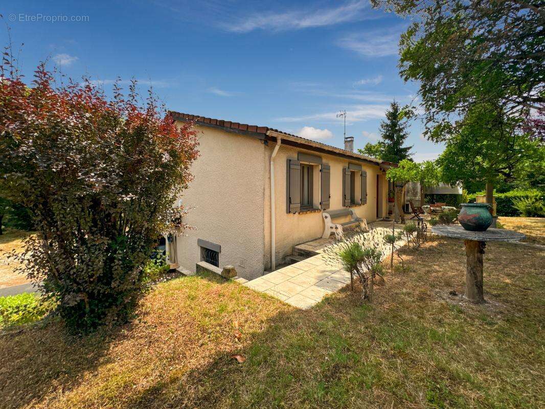 Maison à COULOUNIEIX-CHAMIERS