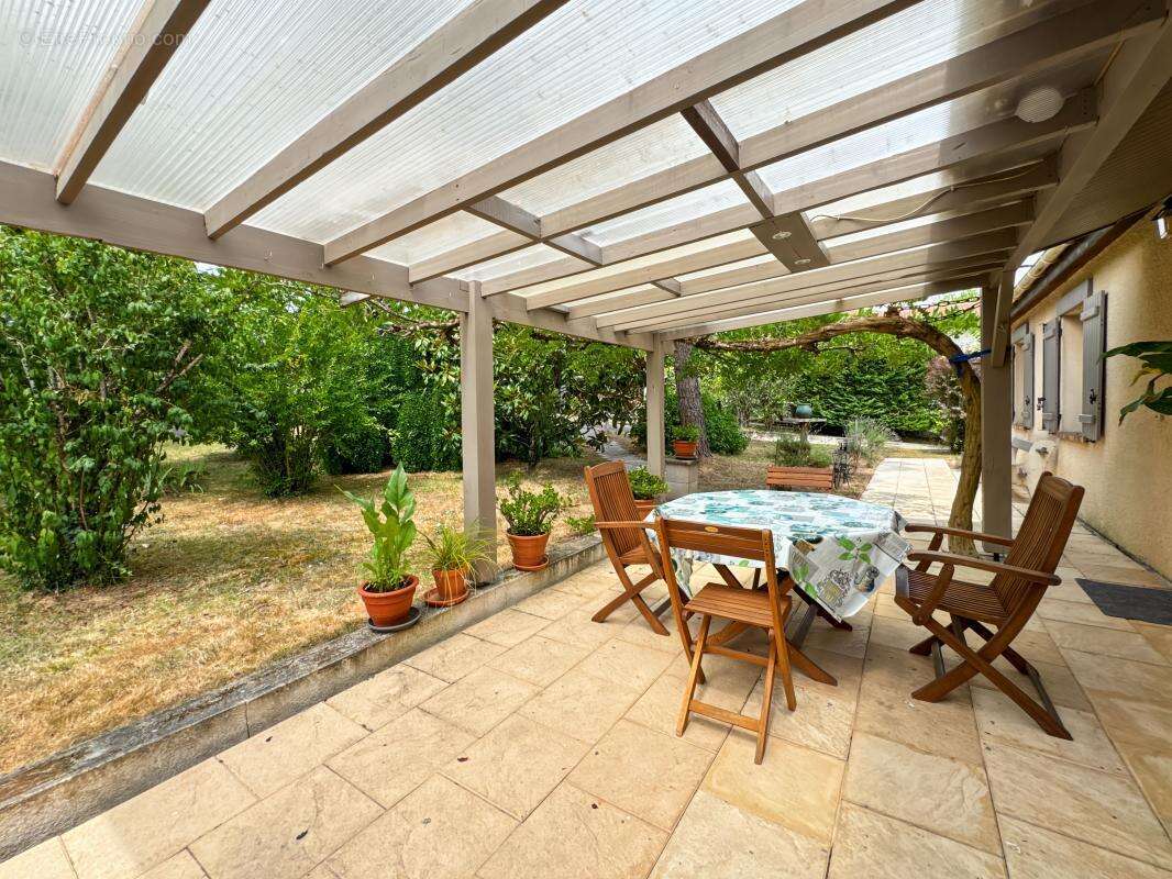 Maison à COULOUNIEIX-CHAMIERS