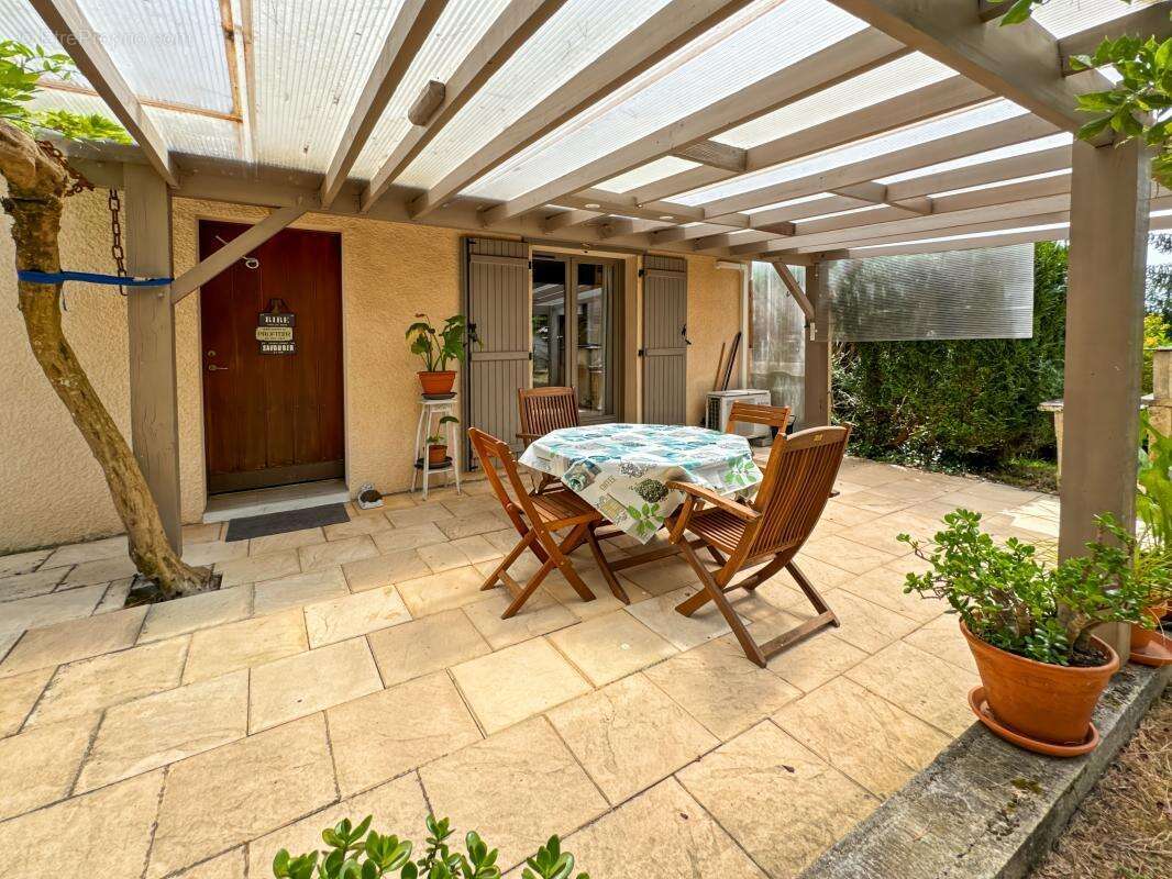 Maison à COULOUNIEIX-CHAMIERS