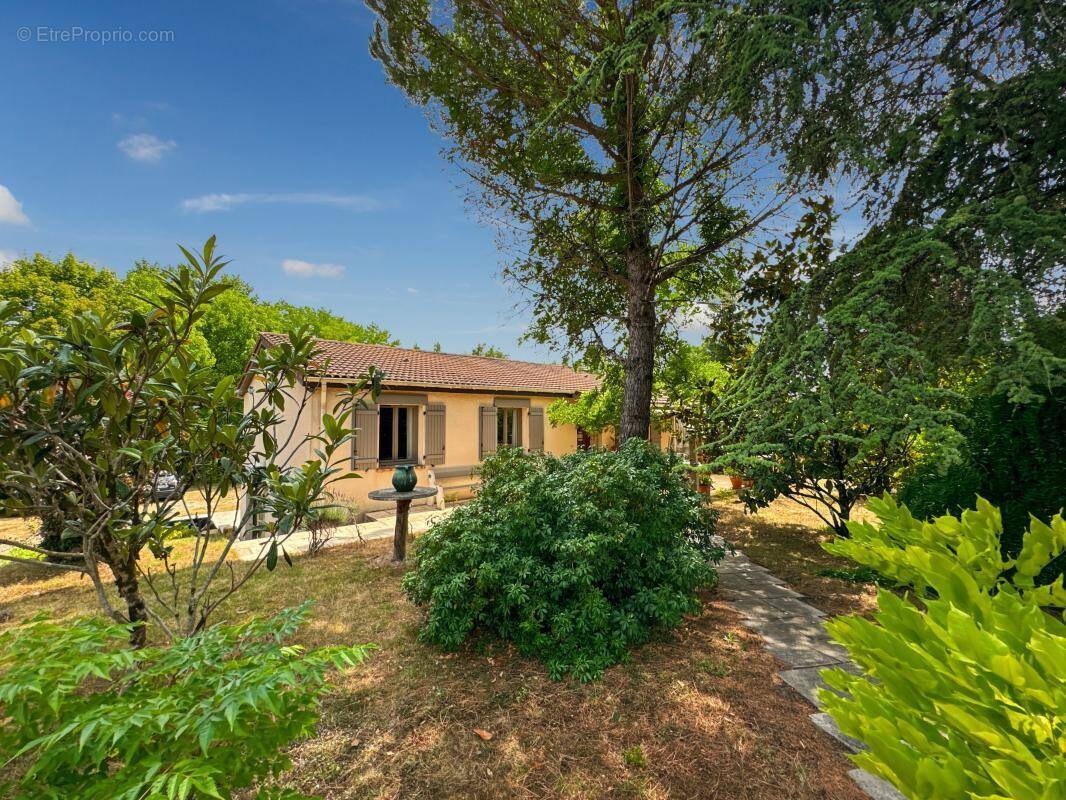 Maison à COULOUNIEIX-CHAMIERS