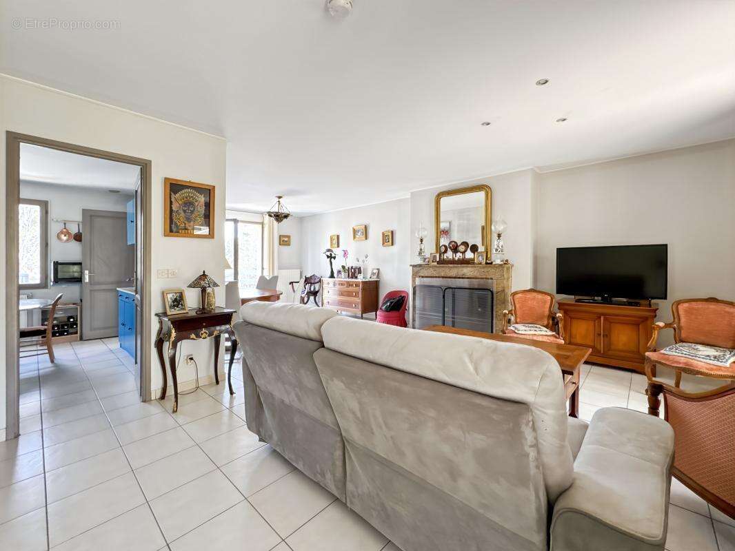 Maison à COULOUNIEIX-CHAMIERS