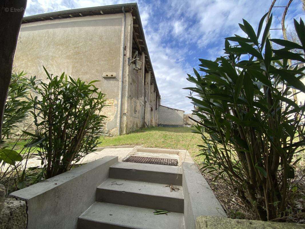 Maison à SAINT-SAVIN