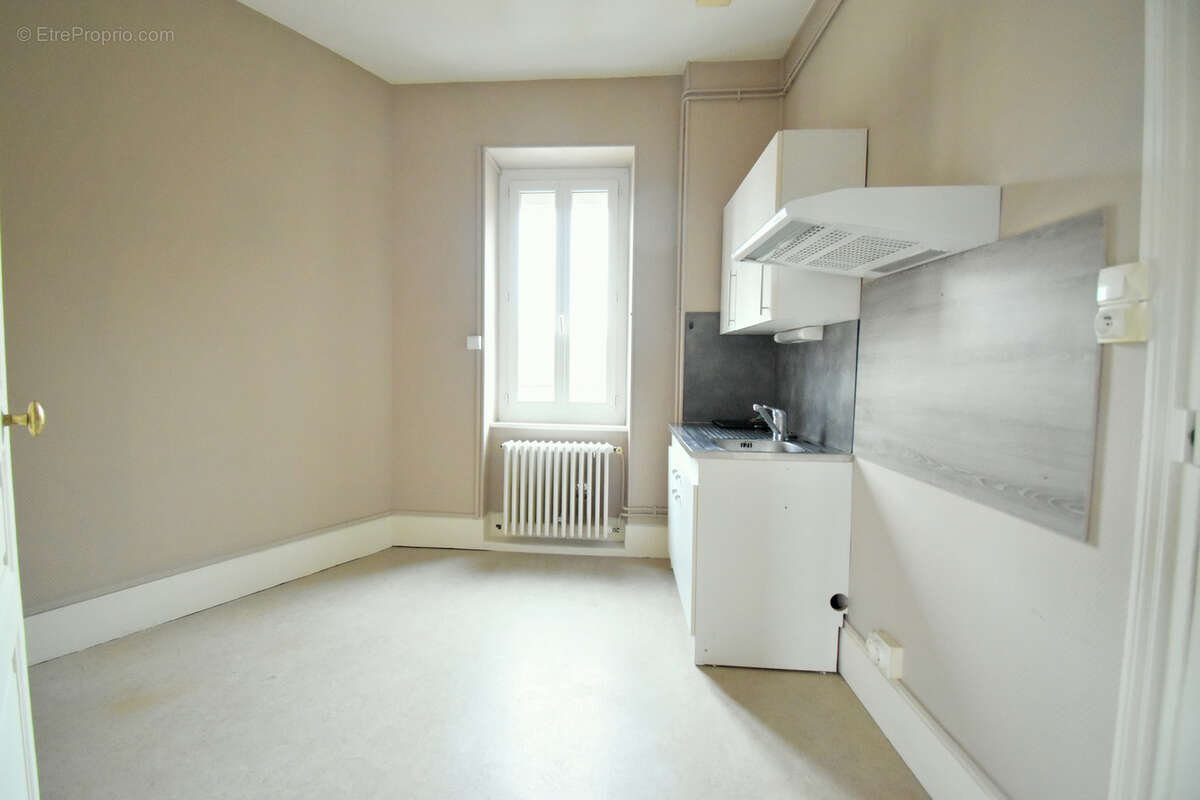 Appartement à MOULINS