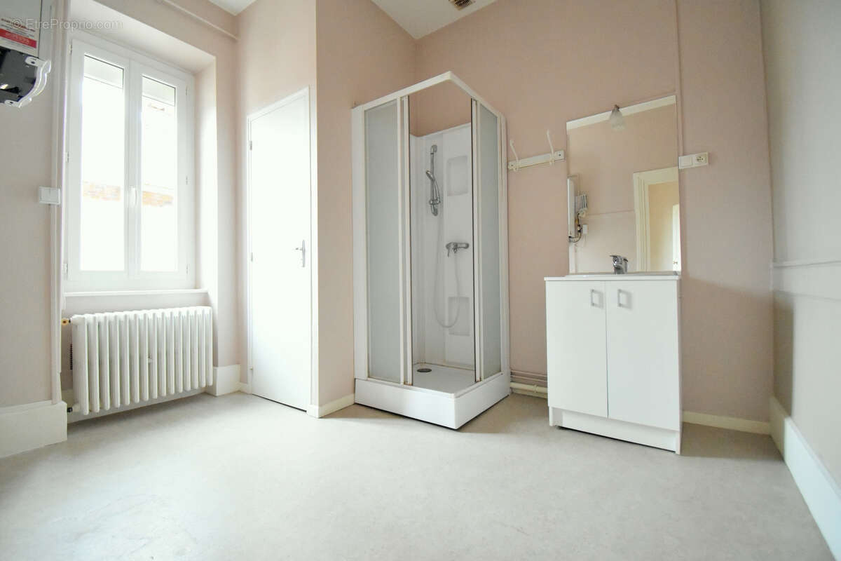 Appartement à MOULINS