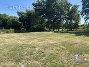 Terrain à CIVRAC-EN-MEDOC