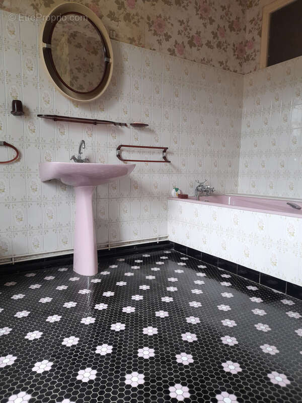 Maison à NEUVY-SUR-LOIRE