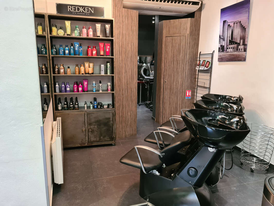 Commerce à PARIS-1E