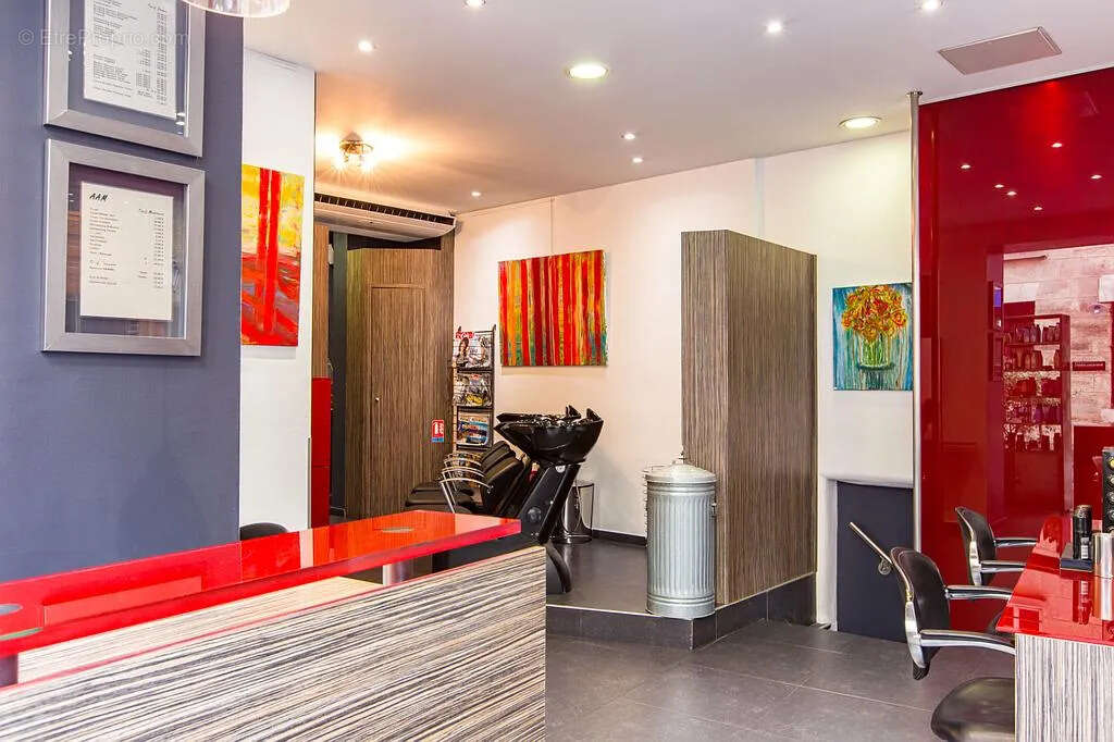 Commerce à PARIS-1E