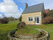 Maison à SAINT-POIS