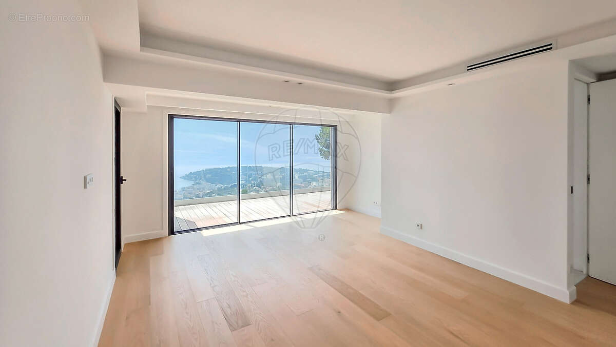 Maison à ROQUEBRUNE-CAP-MARTIN