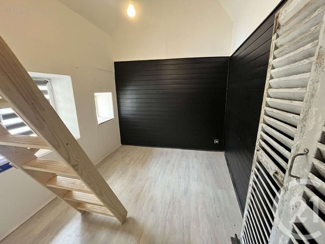 Maison à SAINT-PIERRE-DU-MONT