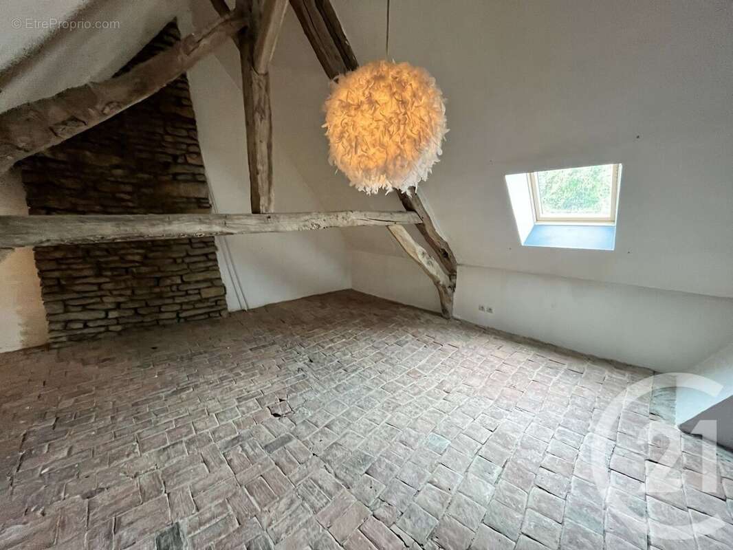 Maison à SAINT-PIERRE-DU-MONT