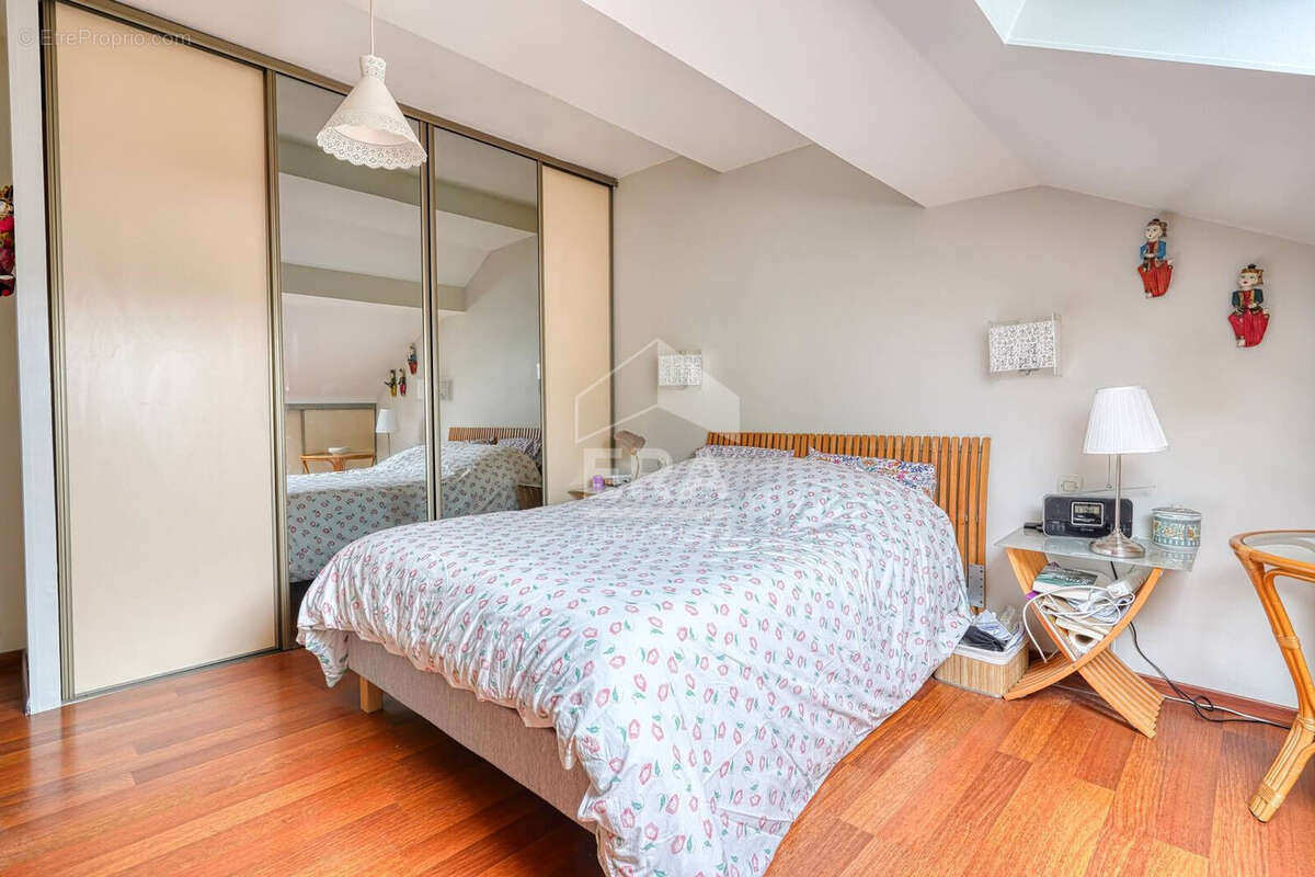 Appartement à EMERAINVILLE