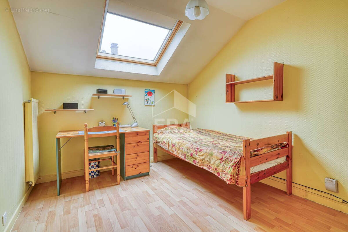 Appartement à EMERAINVILLE