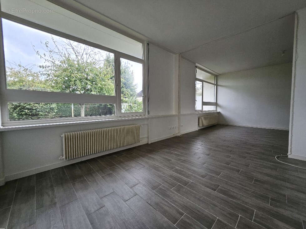 Maison à NONANCOURT