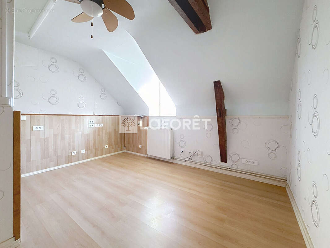 Maison à BRISSAC-QUINCE