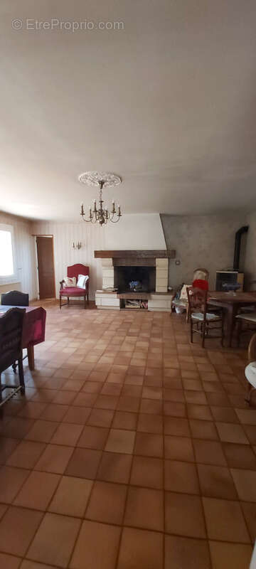 Maison à LES AUTHIEUX-SUR-CALONNE