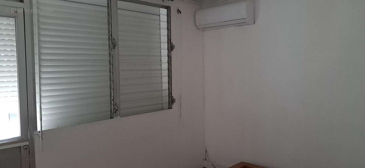 Appartement à POINTE-A-PITRE