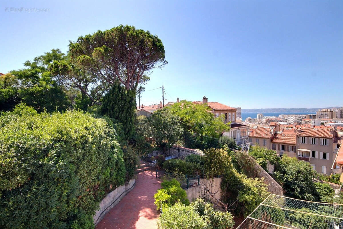 Maison à MARSEILLE-7E