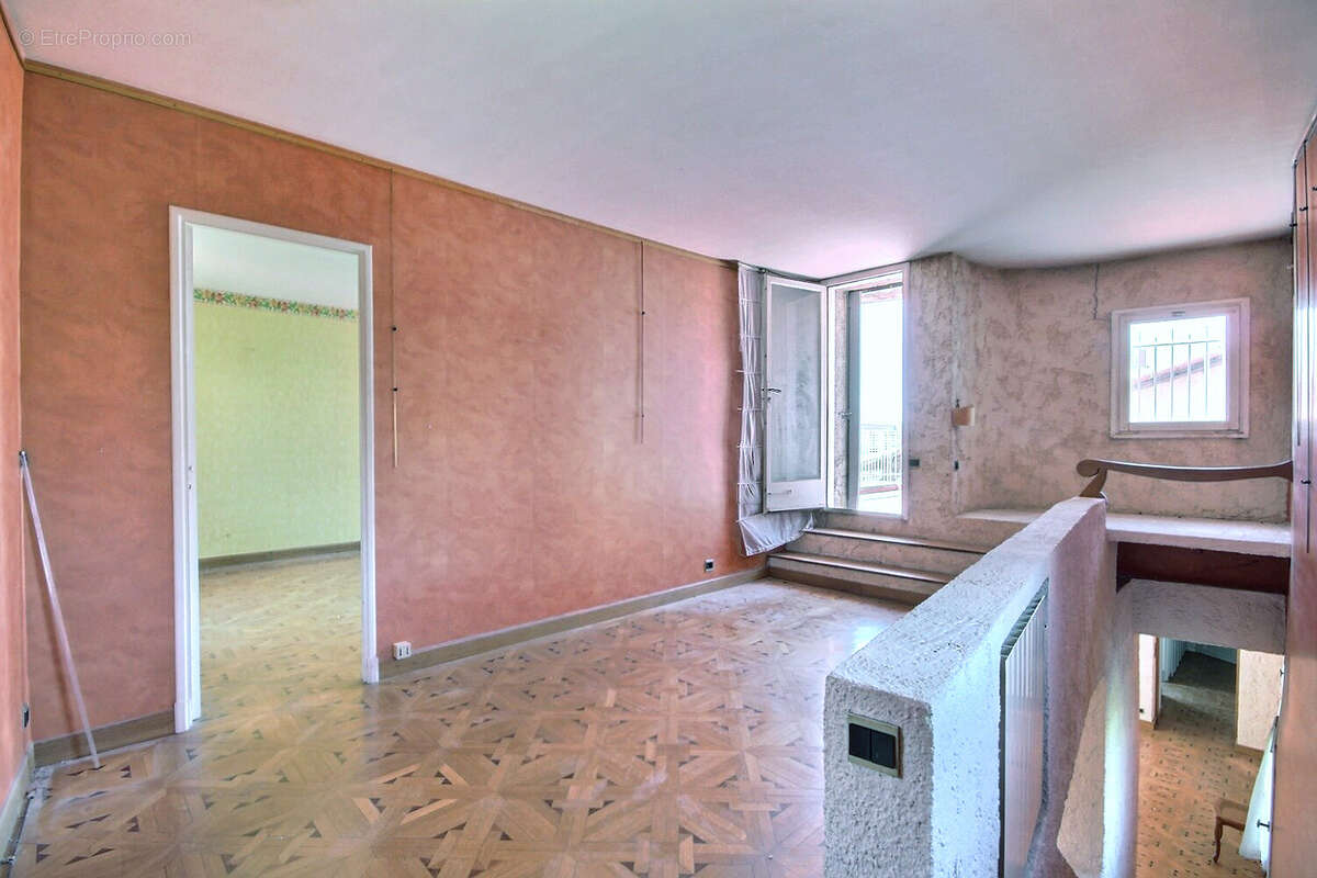 Maison à MARSEILLE-7E