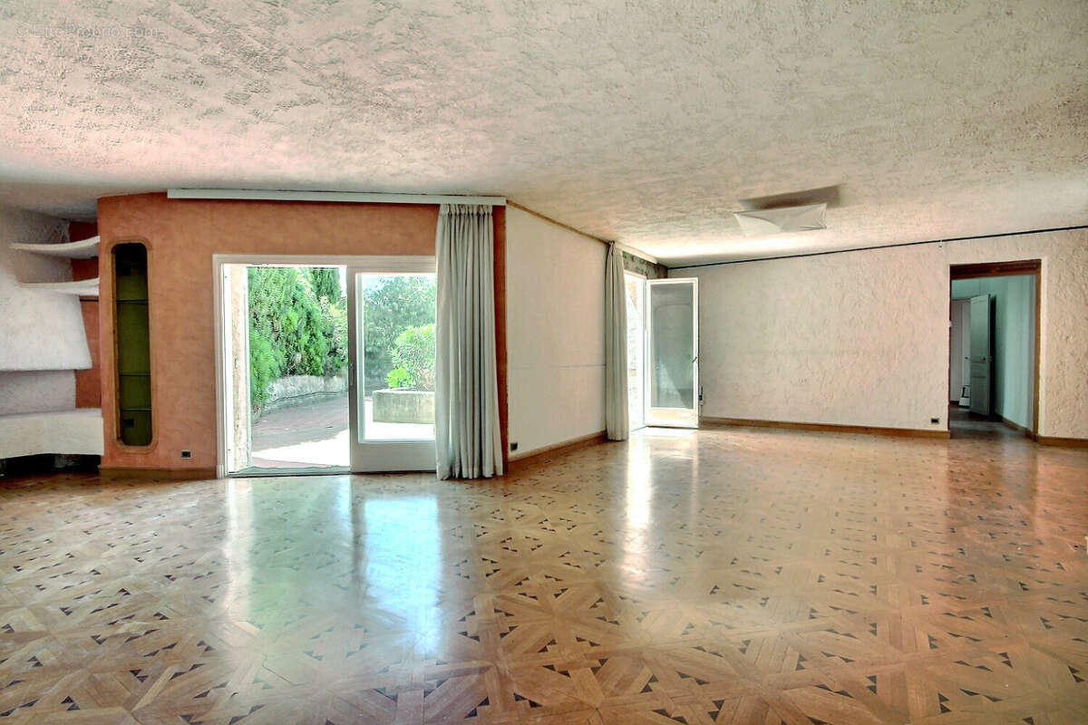 Maison à MARSEILLE-7E