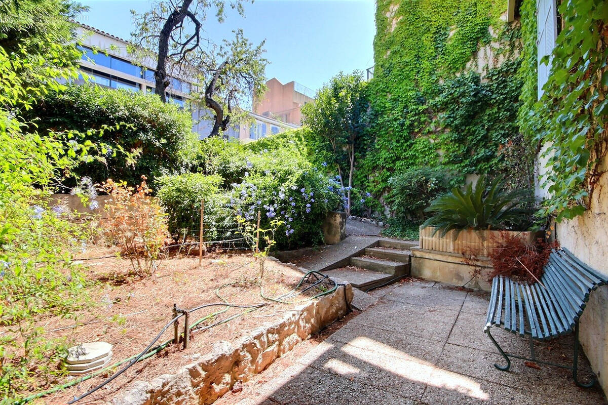 Maison à MARSEILLE-7E