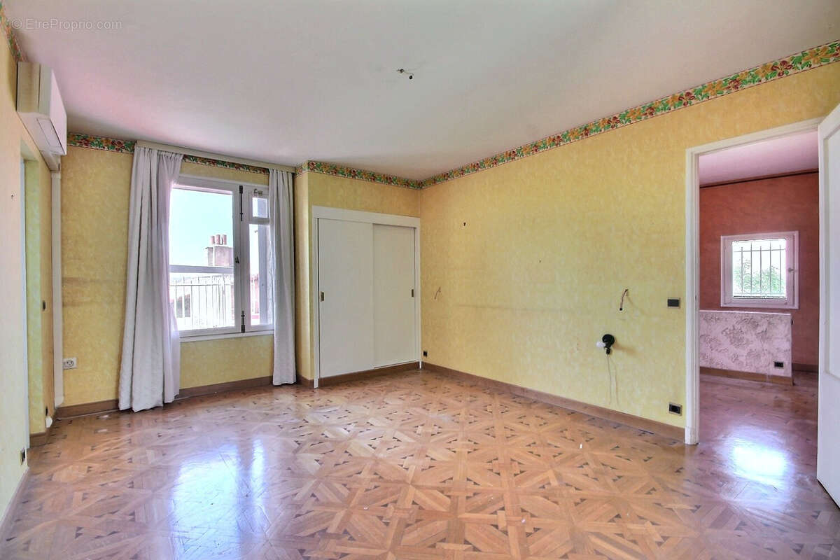 Maison à MARSEILLE-7E