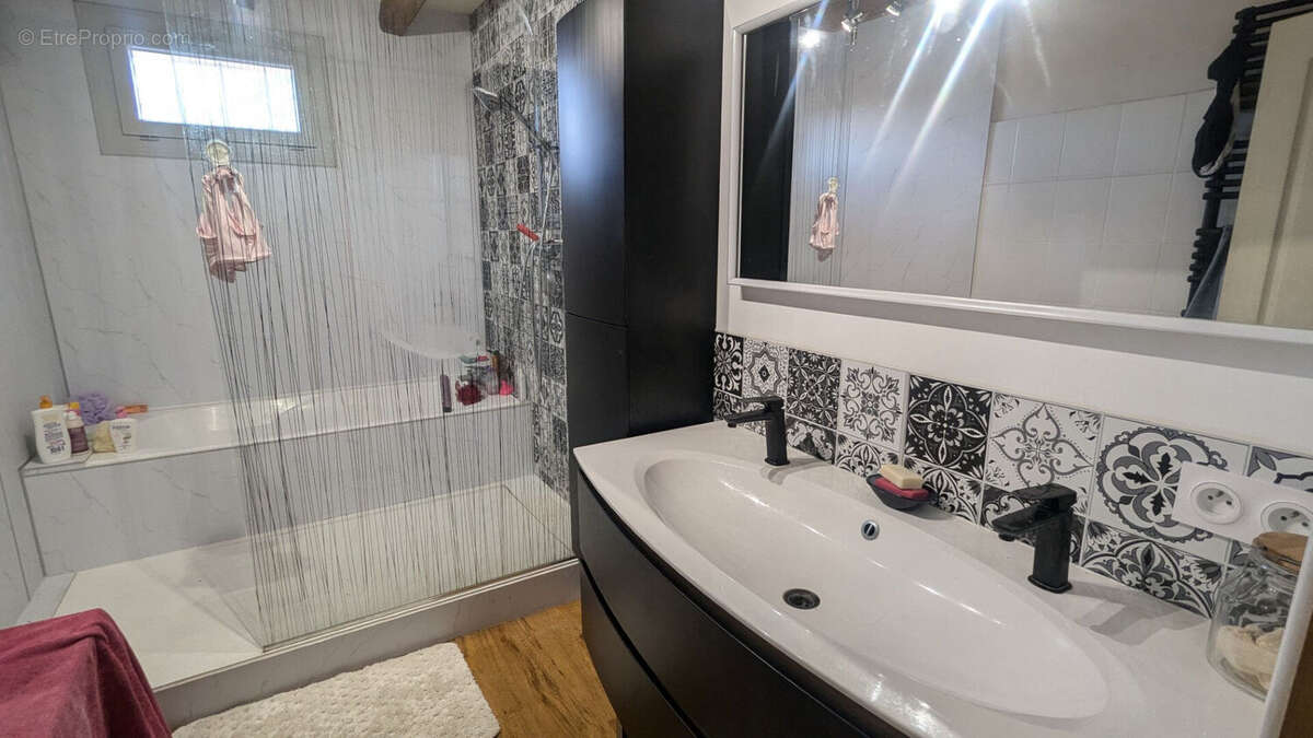 Photo 4 - Maison à FRONTENAY-ROHAN-ROHAN