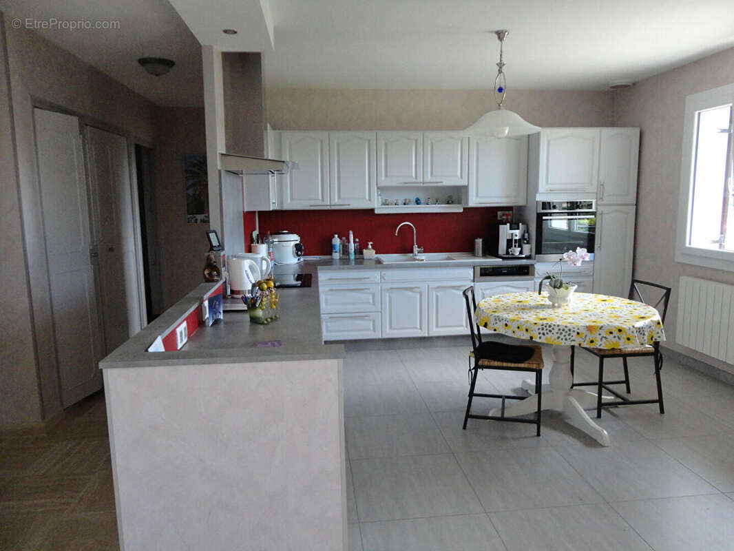 Maison à LONS-LE-SAUNIER