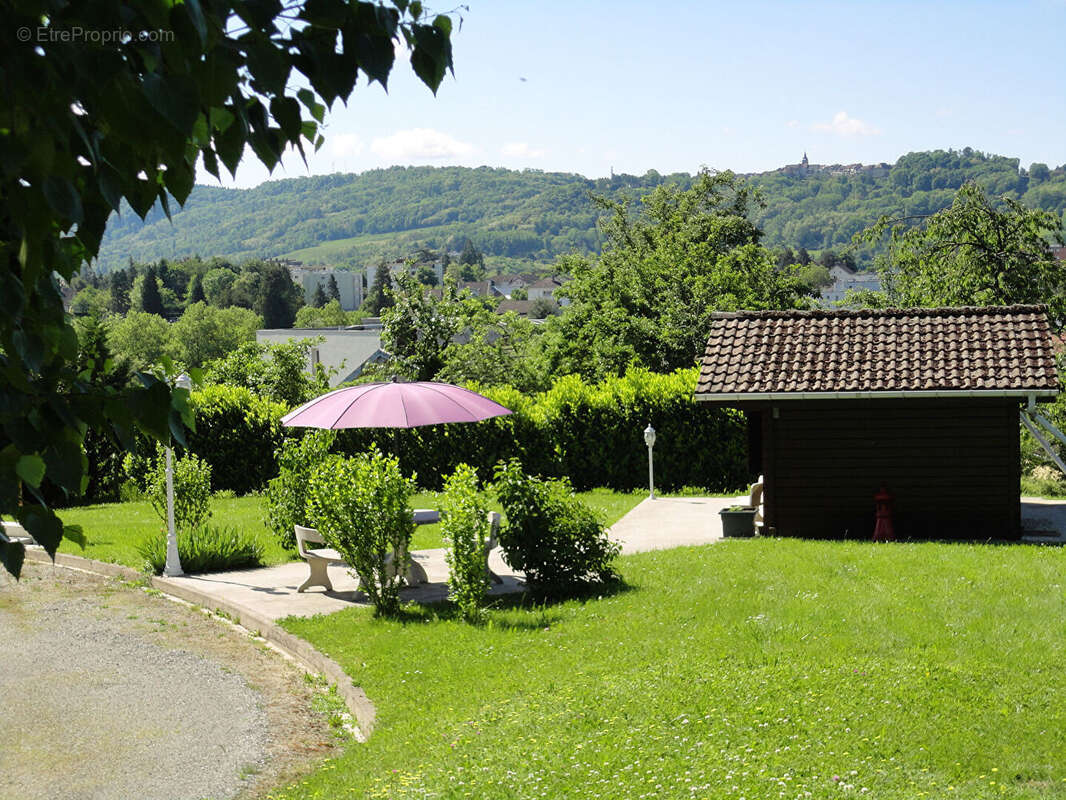 Maison à LONS-LE-SAUNIER