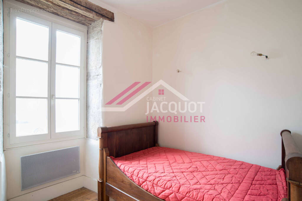 Maison à LONS-LE-SAUNIER