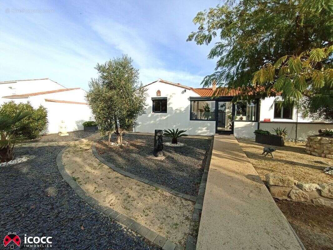 Maison à L'AIGUILLON-SUR-MER