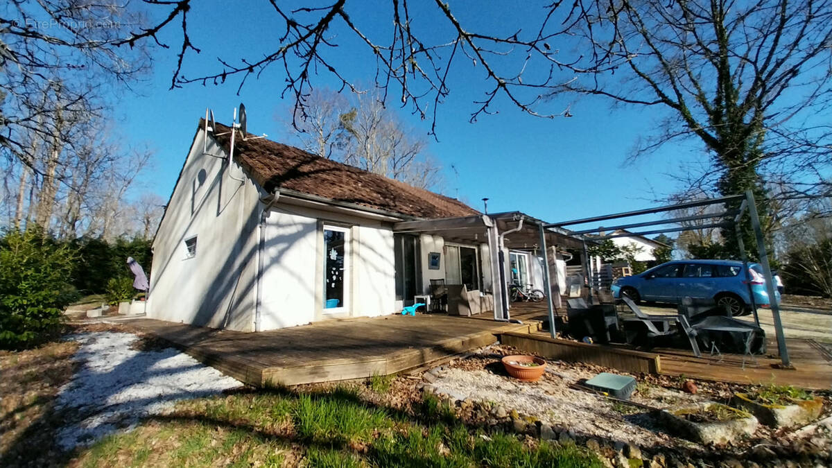 Maison à CHANCELADE