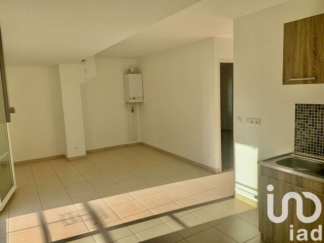 Photo 3 - Appartement à SAVIGNY-SUR-ORGE