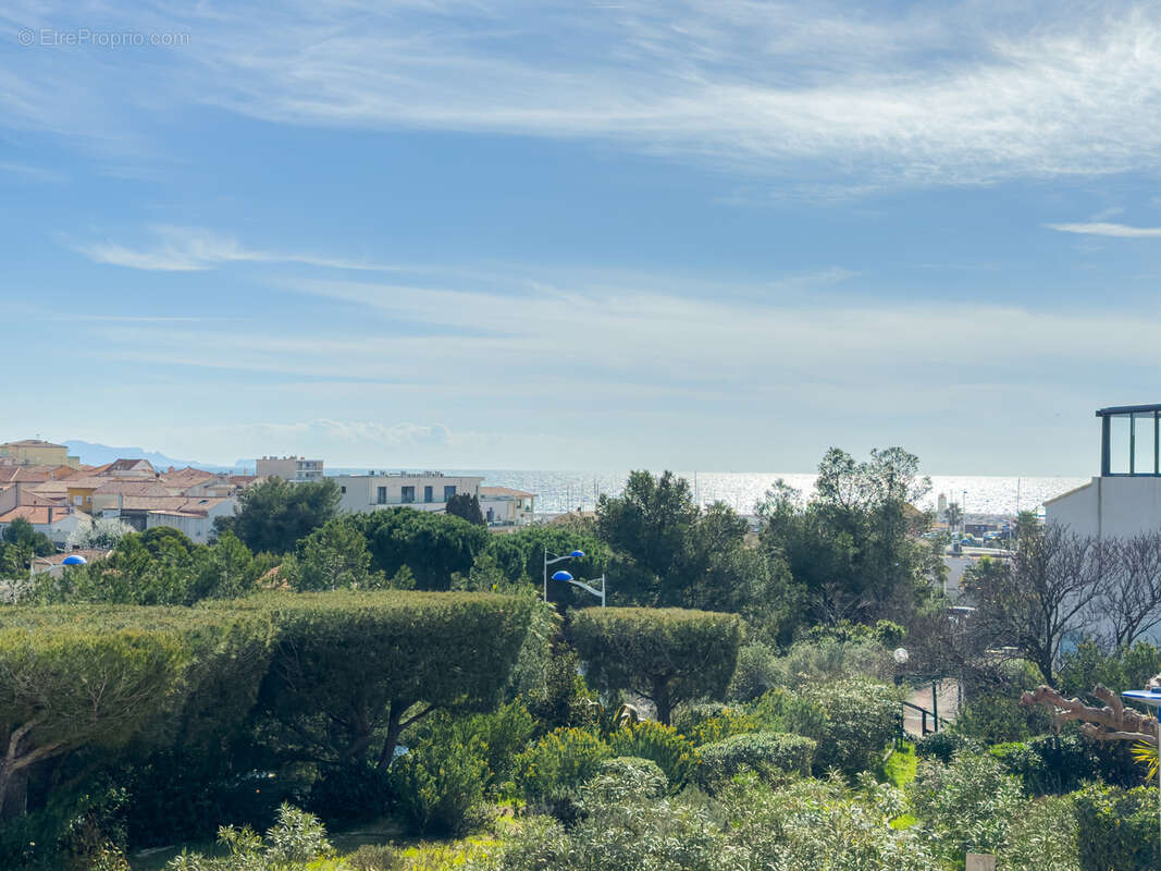 Appartement à SAUSSET-LES-PINS