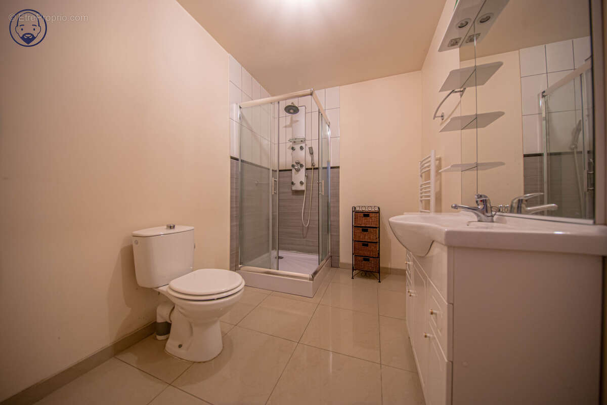 Maison à GONDRECOURT-LE-CHATEAU