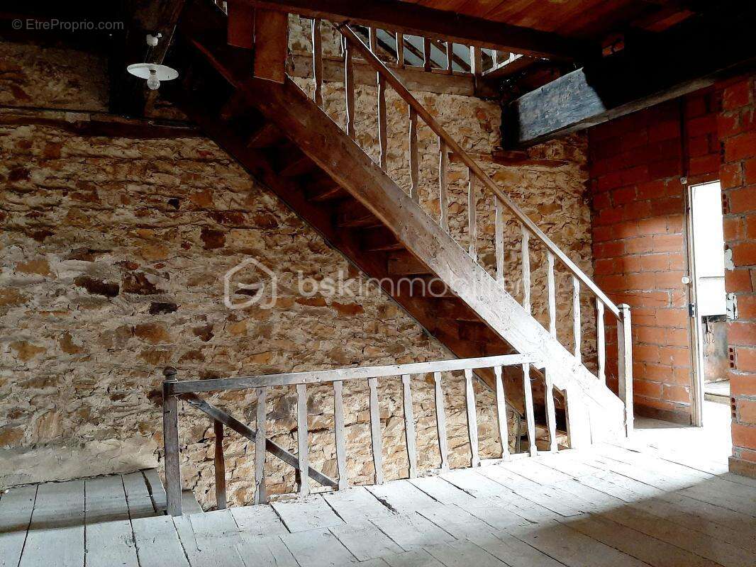 Maison à SAINT-CHRISTOPHE