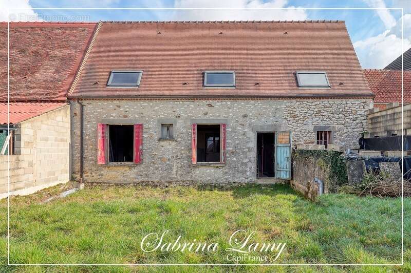 Maison à MONTMIRAIL