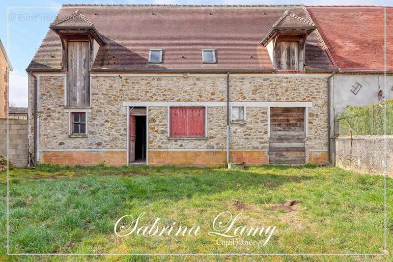 Maison à MONTMIRAIL