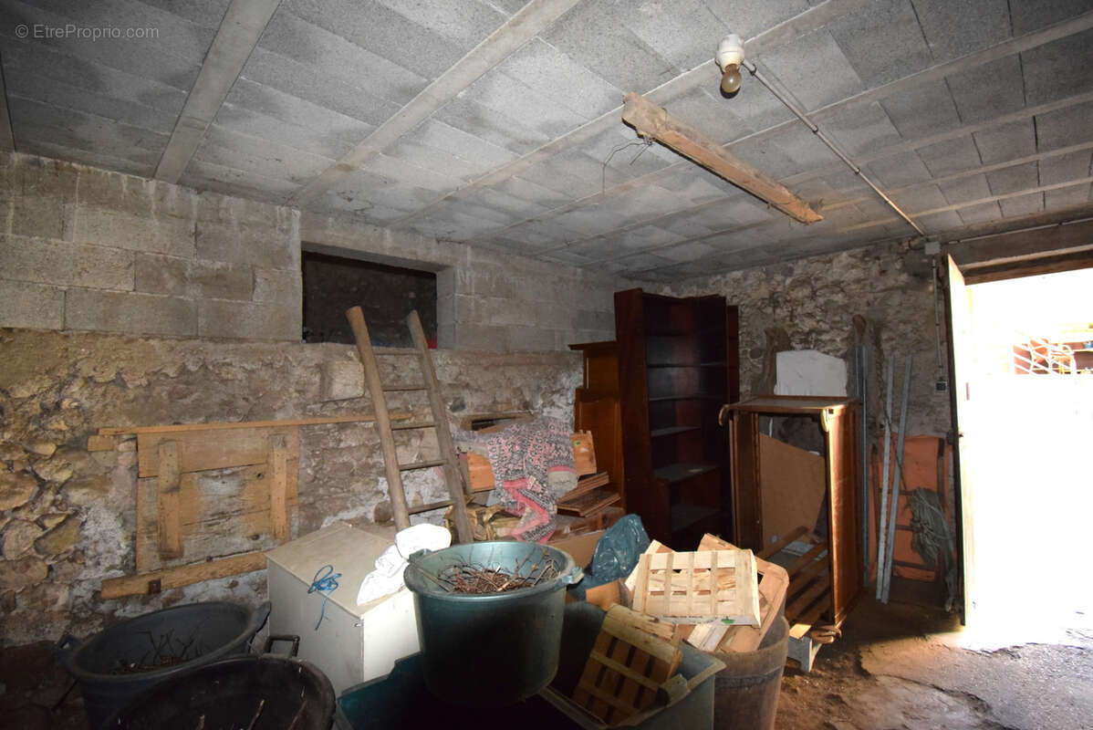 Maison à SERRIERES-EN-CHAUTAGNE