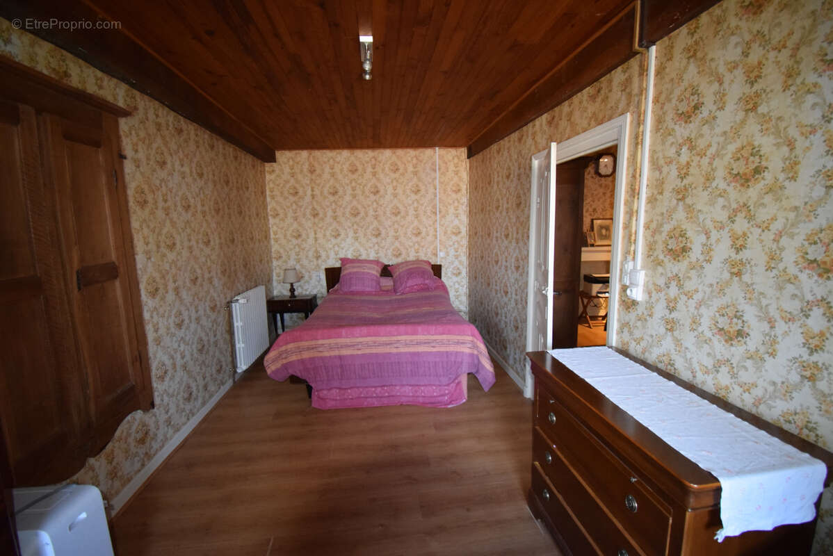 Maison à SERRIERES-EN-CHAUTAGNE