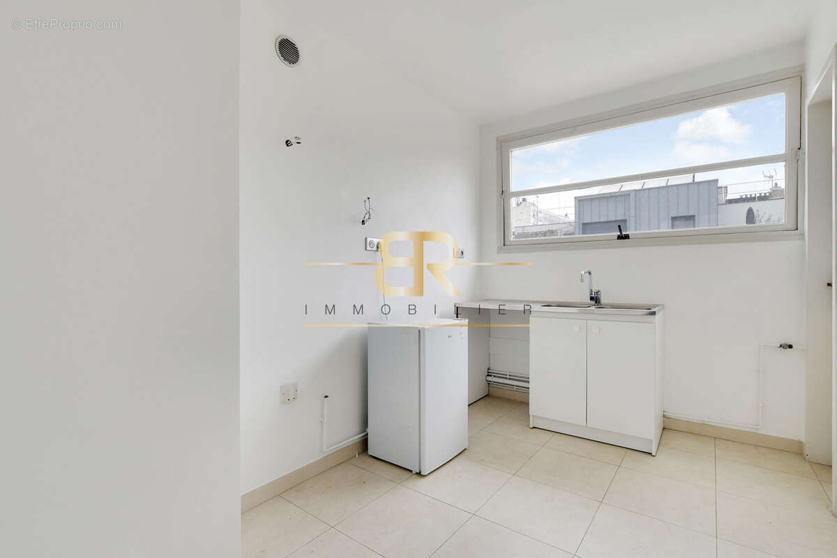 Appartement à PARIS-19E