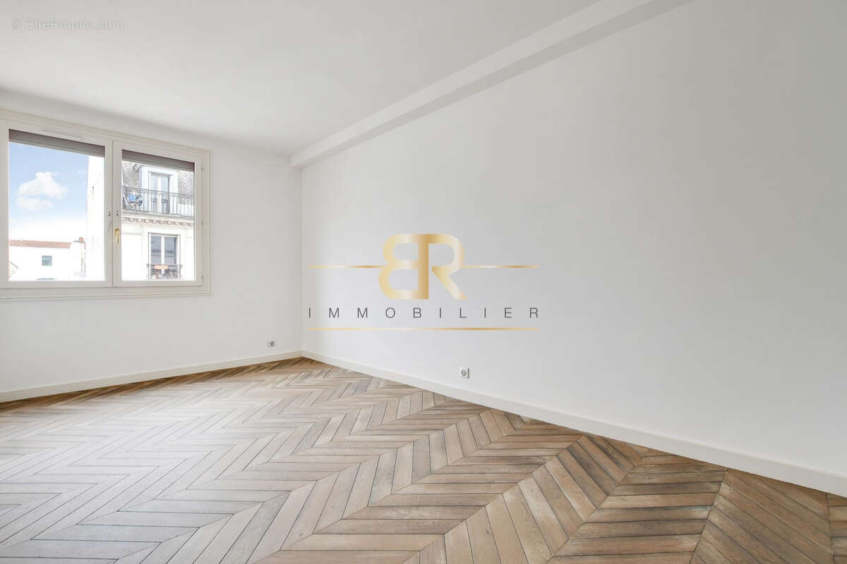 Appartement à PARIS-19E