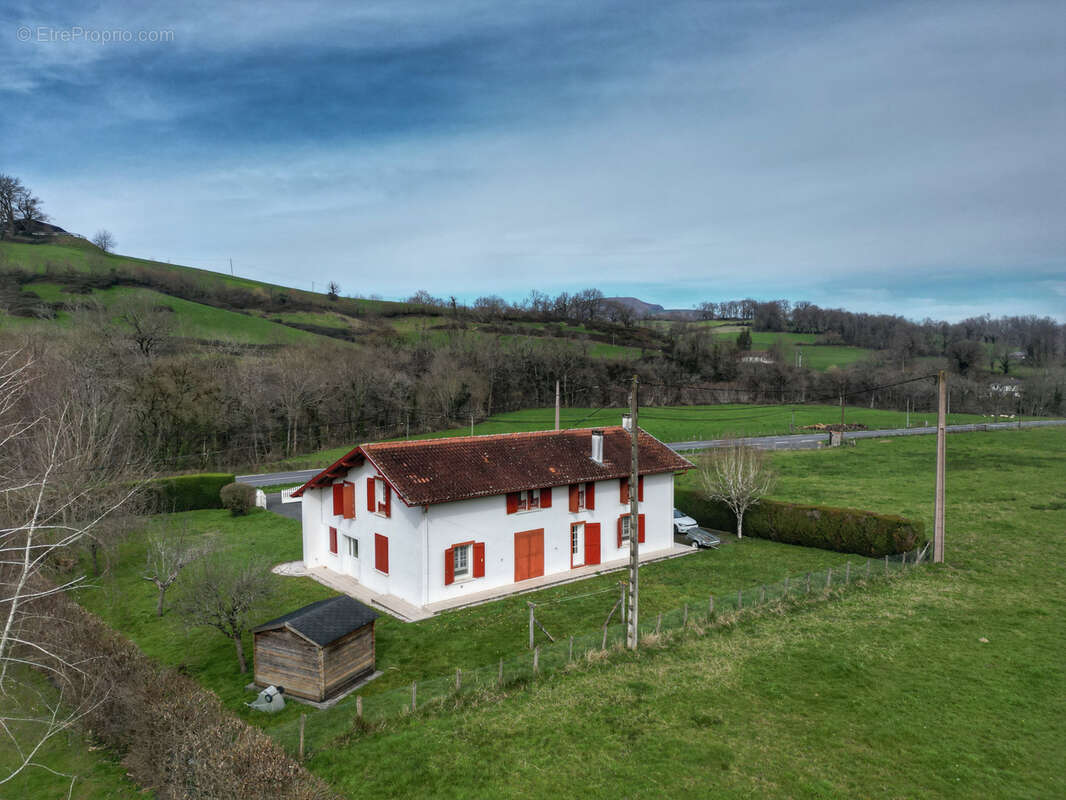 Maison à SAINT-JEAN-PIED-DE-PORT