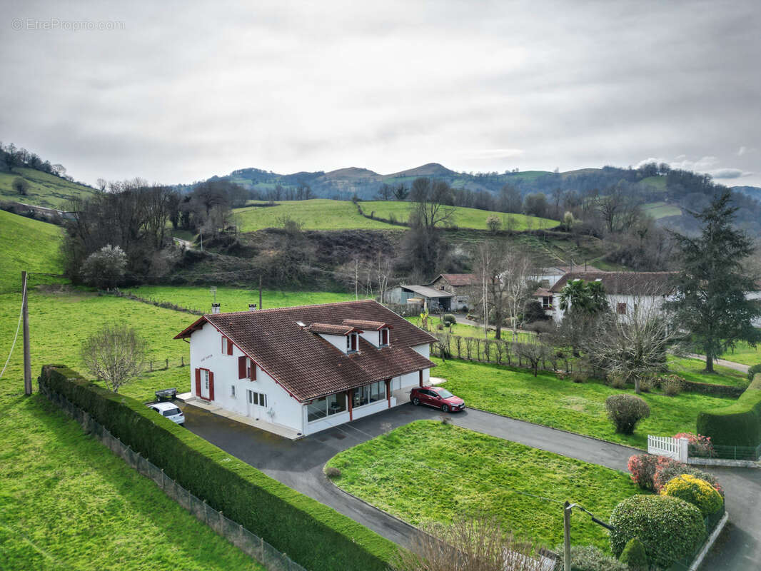 Maison à SAINT-JEAN-PIED-DE-PORT