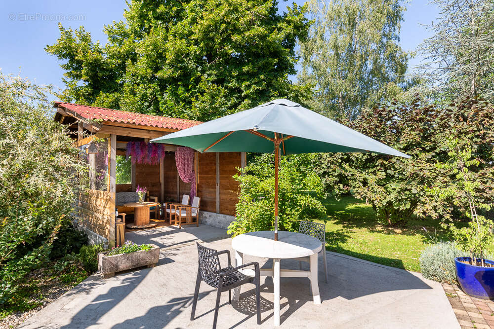 Maison à SAINT-DIDIER-DE-LA-TOUR