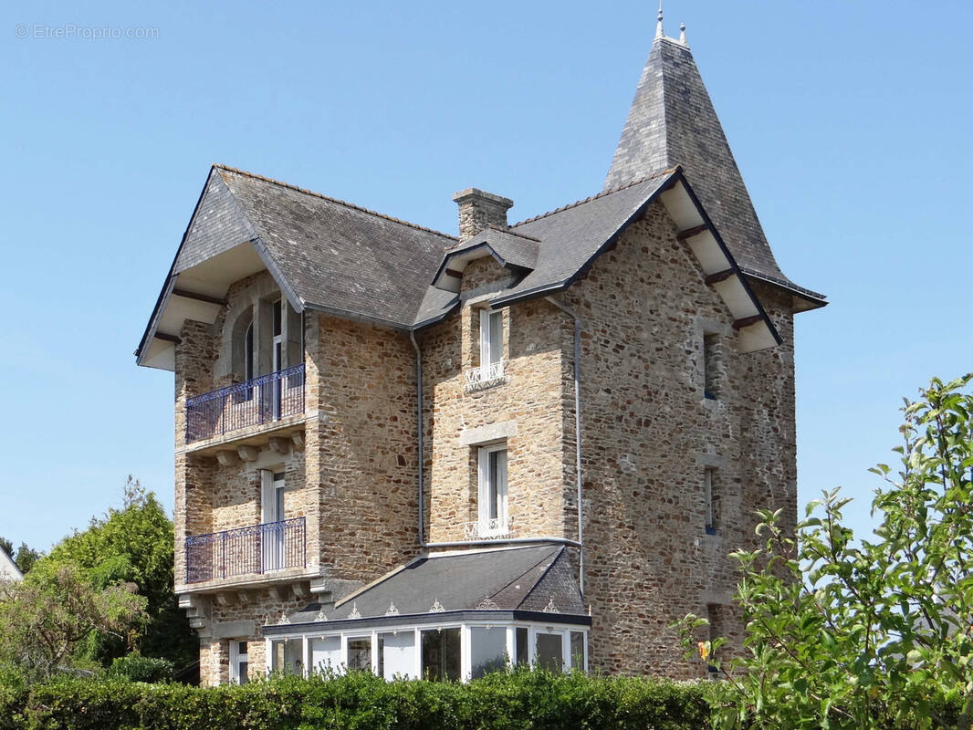 Maison à CLOHARS-CARNOET