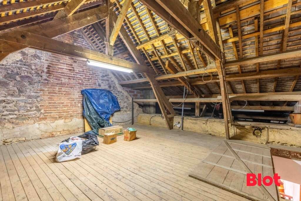 Maison à VERN-SUR-SEICHE