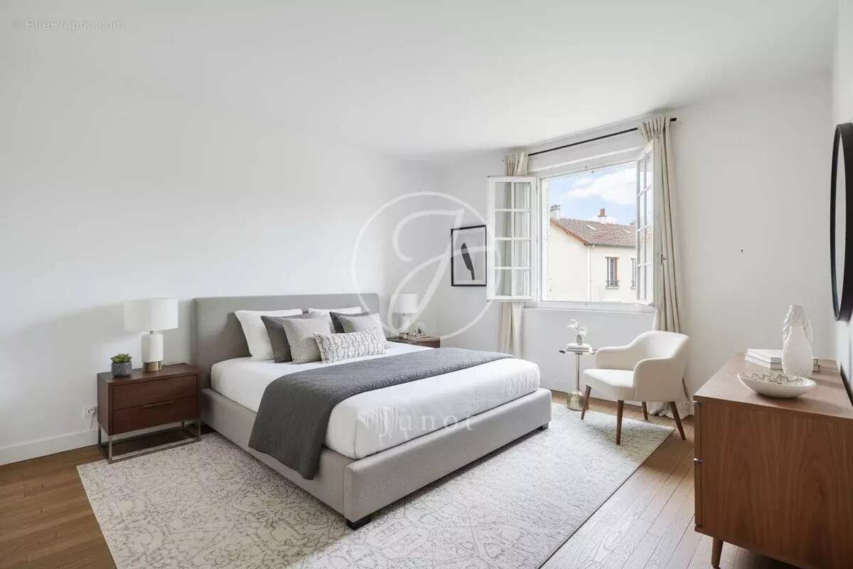 Maison à LE VESINET